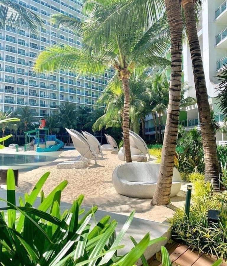 Sm Bicutan Condotel Manila Eksteriør billede