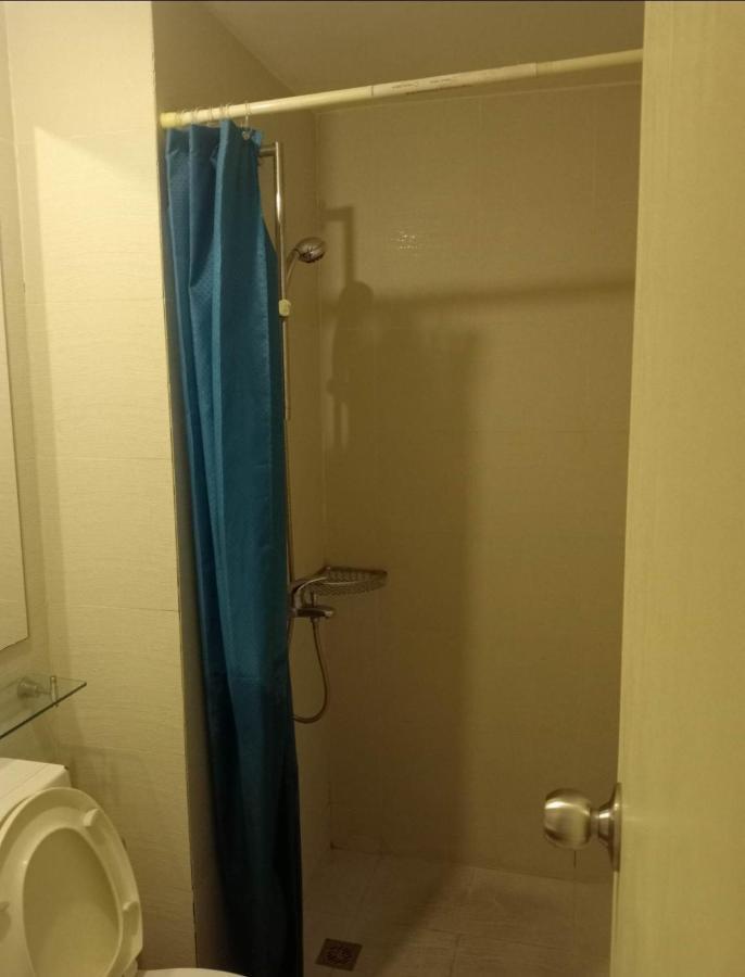 Sm Bicutan Condotel Manila Eksteriør billede