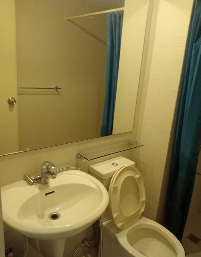 Sm Bicutan Condotel Manila Eksteriør billede