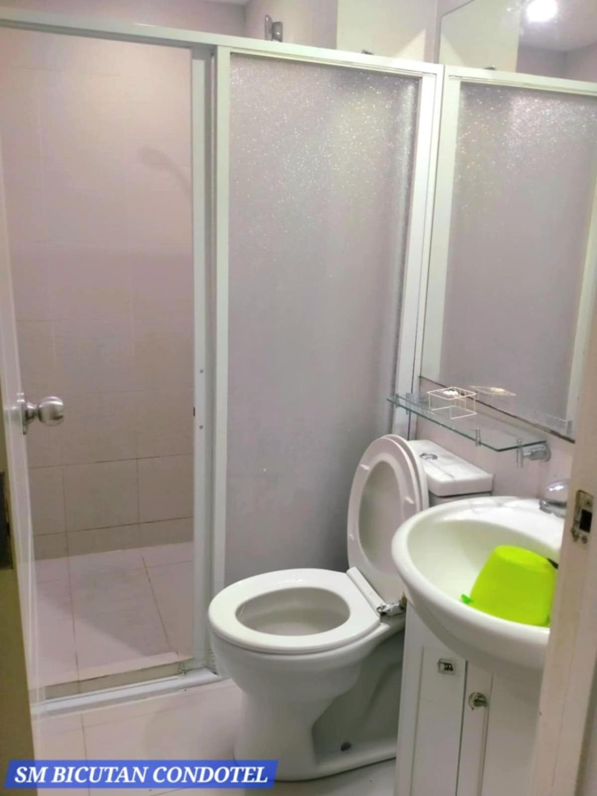 Sm Bicutan Condotel Manila Eksteriør billede